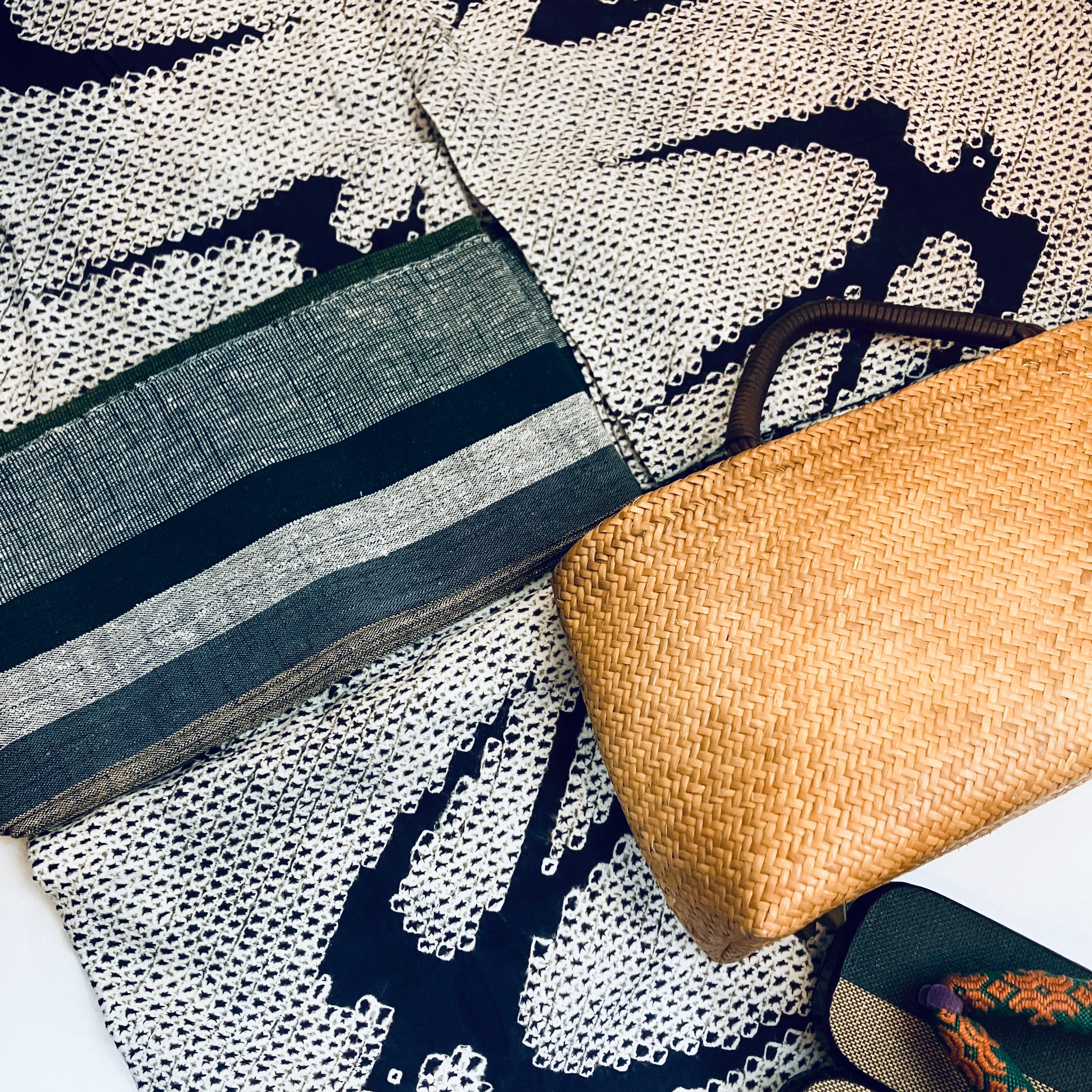 当店お仕立て reuse 美品 有松絞り 浴衣 燕柄 ※帯は参考商品 KIY2606-0002