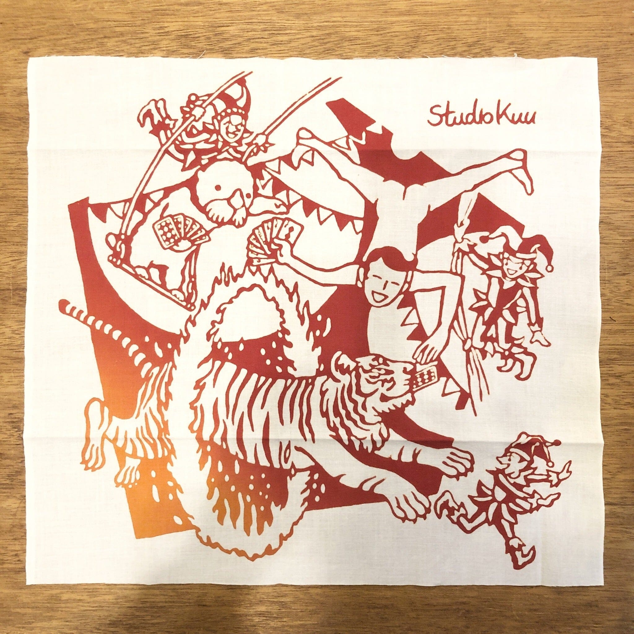 スタジオクゥの洒落ふきん 「トラづくし」トランプ ふきん スタジオクゥ