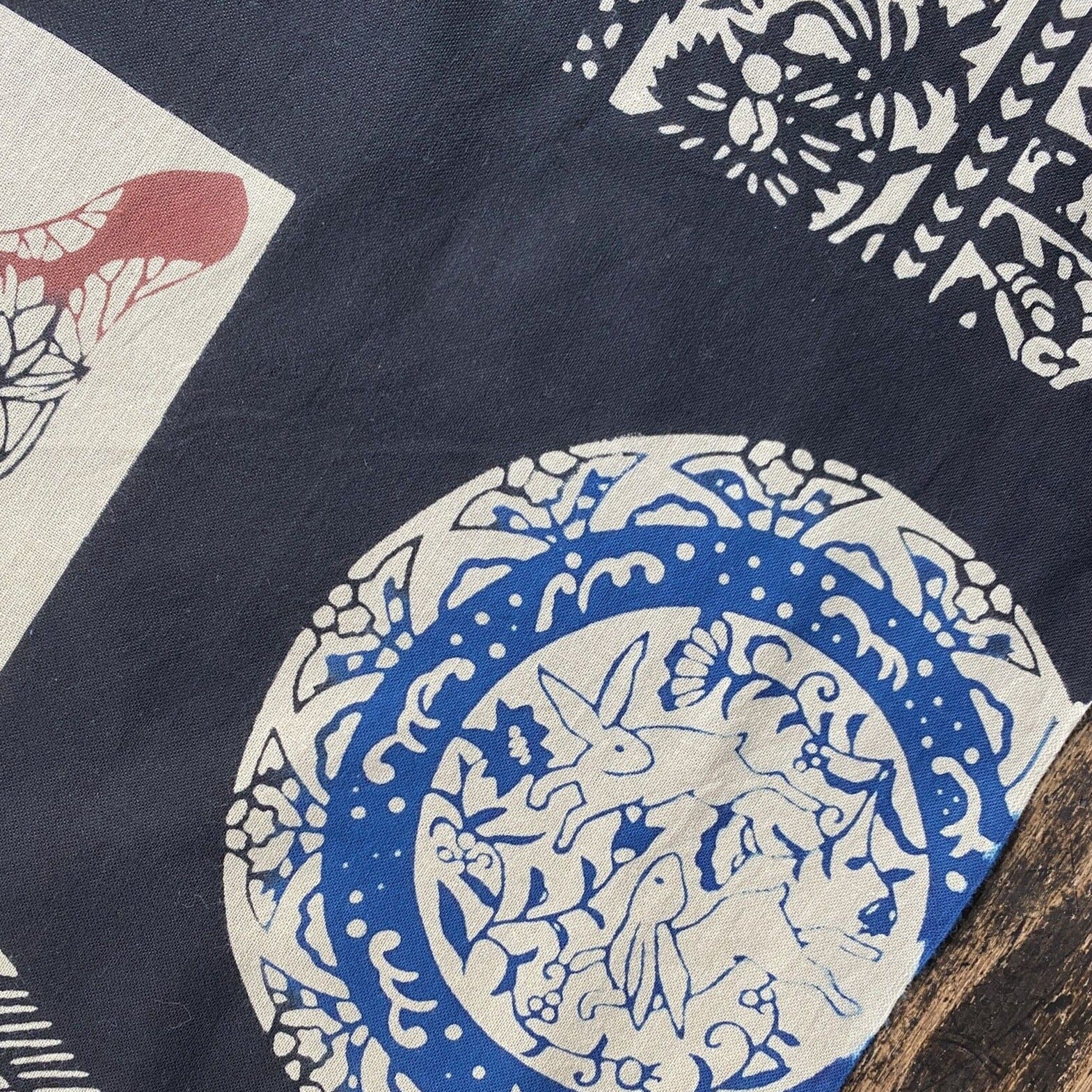 新江戸染謹製 干支てぬぐい<うさぎ更紗> てぬぐい 新江戸染 丸久商店