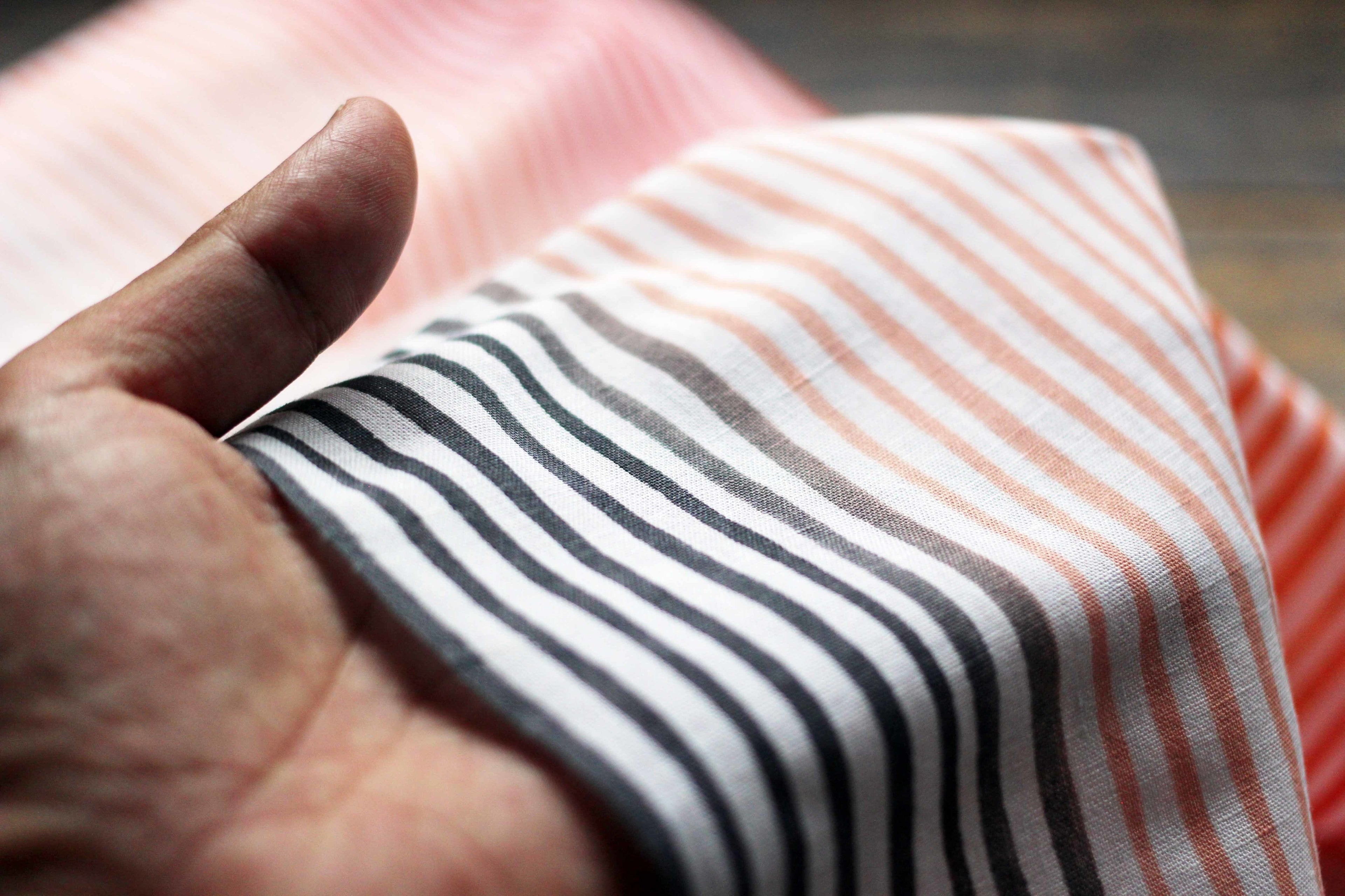 新江戸染 丸久商店 綿麻てぬぐい 風つむぎ〈浮世縞〉 てぬぐい 新江戸染 丸久商店