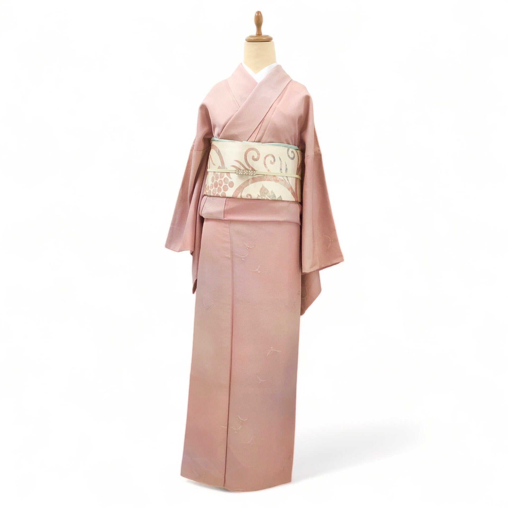 used-se-wu-di-qi-teng-san-cai- 